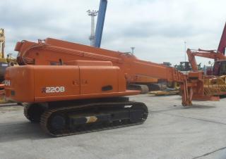 Nacelles télescopiques Nacelles télescopiques sur chenilles Hitachi HX 220 B