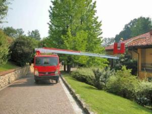 Nacelles télescopiques Nacelles télescopiques sur camion Multitel 160 Alu R