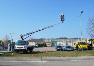 Nacelles télescopiques Nacelles télescopiques sur camion CTE B-Lift 18