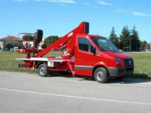 Nacelles télescopiques Nacelles télescopiques sur camion GSR E148T Compact E4