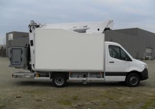 Nacelles télescopiques Nacelles télescopiques sur camion Danilift PD175V