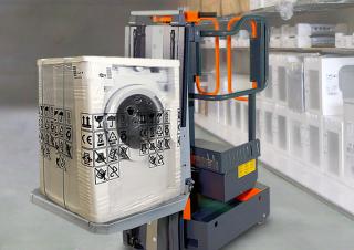 Nacelles télescopiques Nacelles à mât vertical unique Faraone Elevah 40 Move T.FL