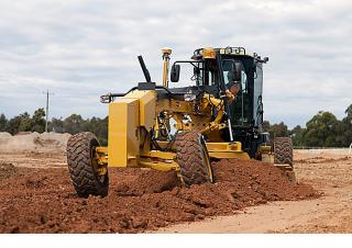 Niveleuses Caterpillar 12M