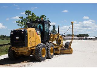 Niveleuses Caterpillar 12M3 AWD