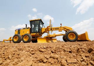 Niveleuses SEM 922AWD