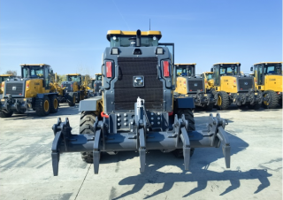 Niveleuses XCMG GR2205AT