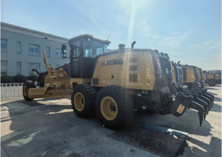 Niveleuses XCMG GR2405T