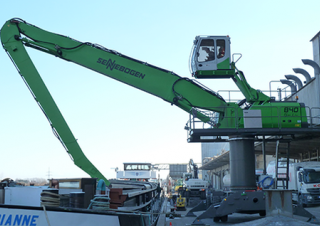 Manipulateurs de matériaux Sennebogen 840M E 