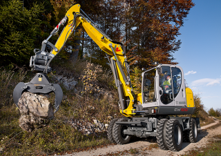 Excavatrice sur pneus Wacker Neuson EW 100