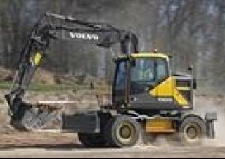 Excavatrice sur pneus Volvo EWR170E