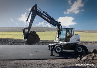 Excavatrice sur pneus Hidromek HMK 140 W