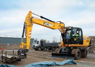 Excavatrice sur pneus JCB JS175W