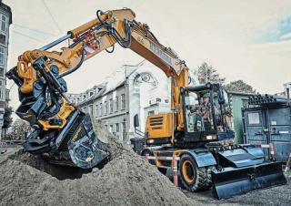 Excavatrice sur pneus Hydrema MX 18