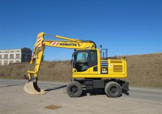 Excavatrice sur pneus Komatsu PW180-10