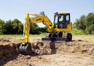 Excavatrice sur pneus Komatsu PW98MR-10