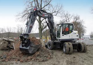Excavatrice sur pneus Schaeff TW 110