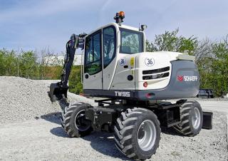 Excavatrice sur pneus Schaeff TW 95