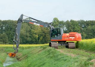 Excavatrice sur chenilles Atlas 240 LC