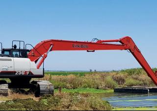 Excavatrice sur chenilles Link-Belt 250 X4 Long Front 