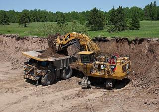 Excavatrice sur chenilles Caterpillar 6040F S
