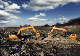 Excavatrice sur chenilles Case CX160D
