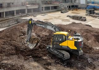 Excavatrice sur chenilles Volvo EC140EL