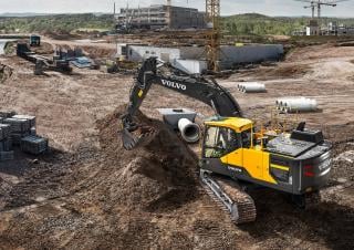 Excavatrice sur chenilles Volvo EC220ENL