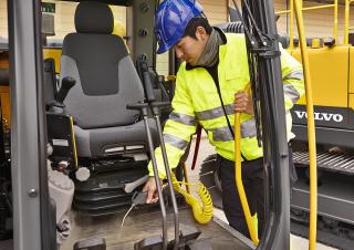 Excavatrice sur chenilles Volvo EC300ENL