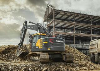 Excavatrice sur chenilles Volvo ECR355EL