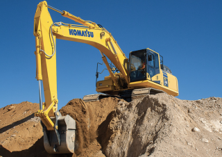 Excavatrice sur chenilles Komatsu PC390LC-11