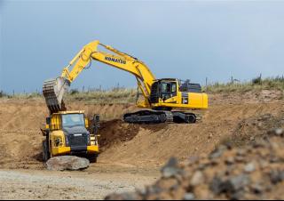 Excavatrice sur chenilles Komatsu PC490-11E0
