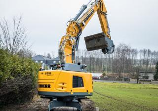 Excavatrice sur chenilles Liebherr R 926 Compact Litronic