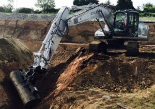 Excavatrice sur chenilles Kobelco SK 210 H NLC 10