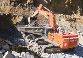 Hitachi ZX 670 LCR-3 Fiches techniques & données techniques (2006