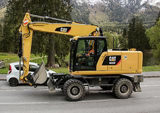 Excavatrice sur pneus Caterpillar M320F