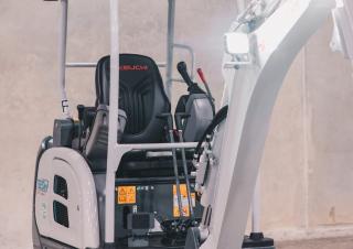 Pelles électriques sur chenilles Takeuchi TB 20 e