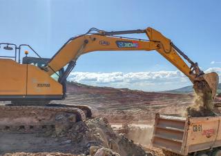 Pelles électriques sur chenilles XCMG XE270E