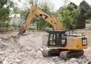 Excavatrice sur chenilles Caterpillar 323E L