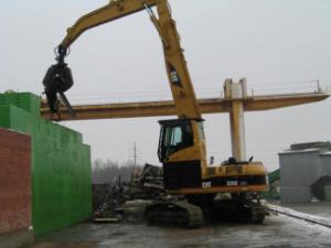 Excavatrice sur chenilles Caterpillar 325 C MH