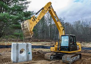 Excavatrice sur chenilles Caterpillar 335F L 