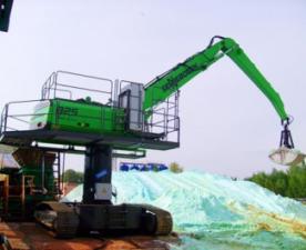 Excavatrice sur chenilles Sennebogen 825 R