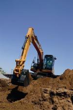 Excavatrice sur chenilles Case CX 130 C Blade