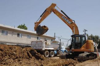Excavatrice sur chenilles Case CX235CSR 