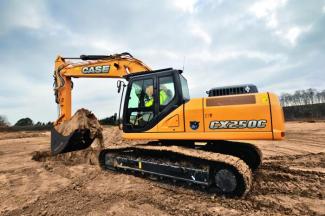 Excavatrice sur chenilles Case CX 250 C LC NLC