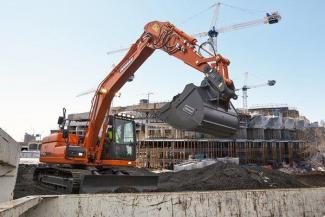 Excavatrice sur chenilles Doosan DX140LC-3