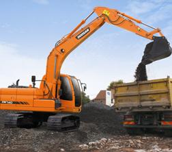 Excavatrice sur chenilles Doosan DX 140 LC