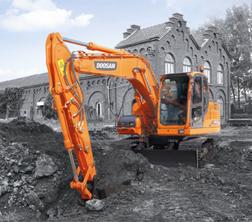 Excavatrice sur chenilles Doosan DX 140 LC