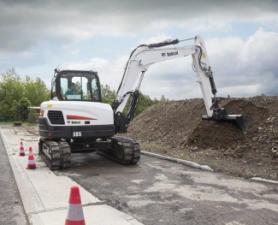Excavatrice sur chenilles Bobcat E85