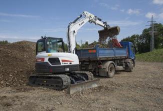 Excavatrice sur chenilles Bobcat E85