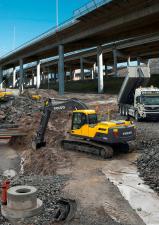 Excavatrice sur chenilles Volvo EC220DL